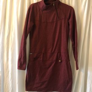 Maroon Lole sports dress size S Like New